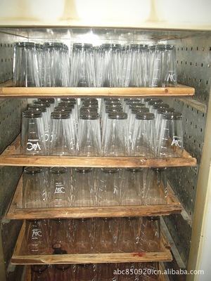 工廠直銷廣告促銷 創意不銹鋼套V形玻璃調酒杯